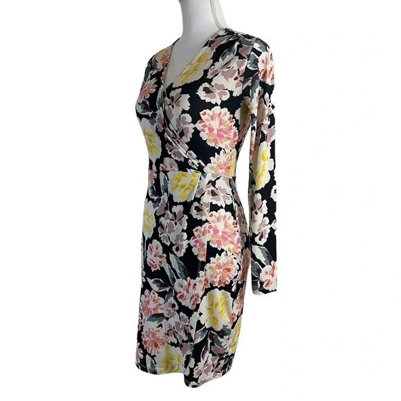 French Connection Colorful Floral Jersey Stretch Knit Dress Size 0 Draped V Neck - Picture 2 of 6
